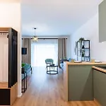 Central - Modern - Trendy